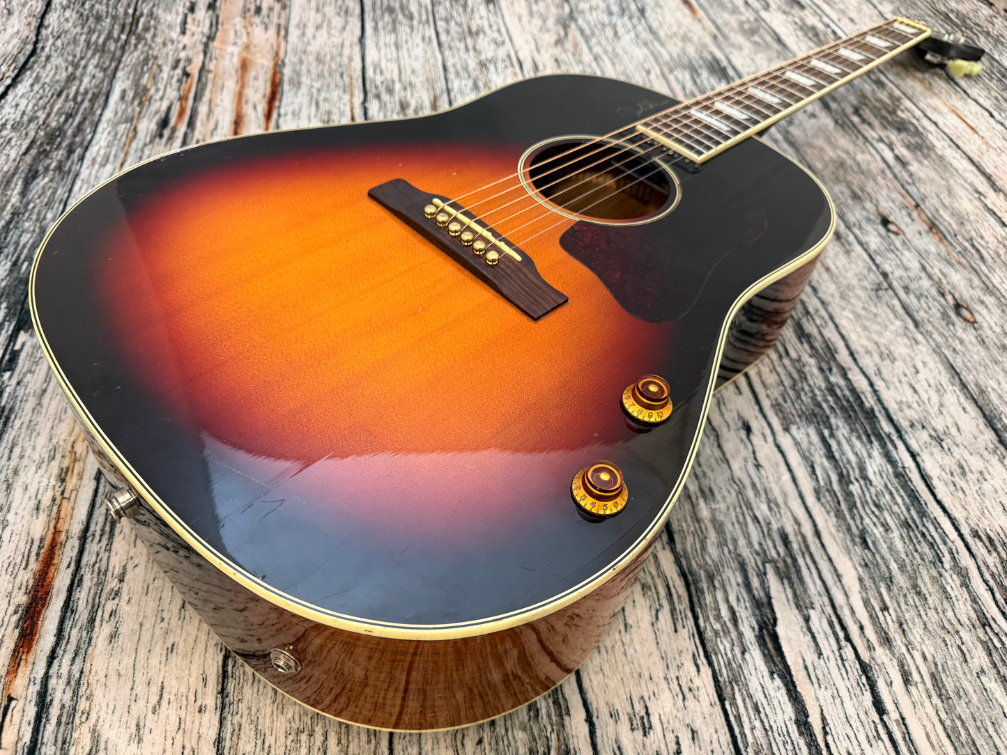 Epiphone EJ-160E VC John Lennon Limited edition - Battered!