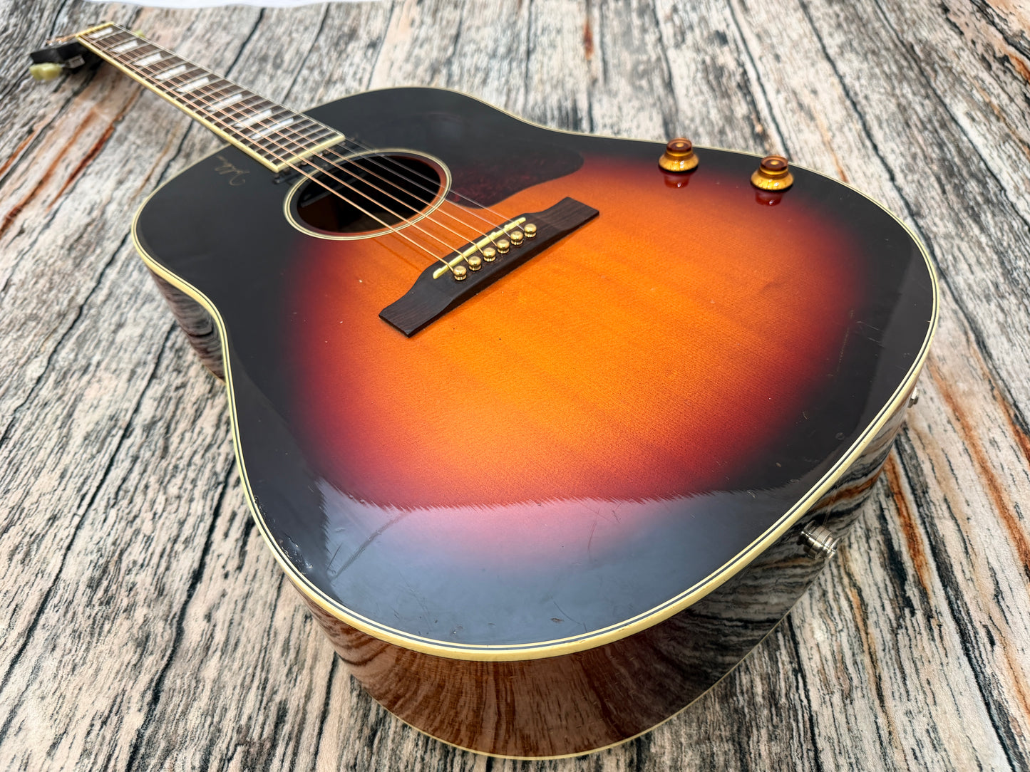 Epiphone EJ-160E VC John Lennon Limited edition - Battered!