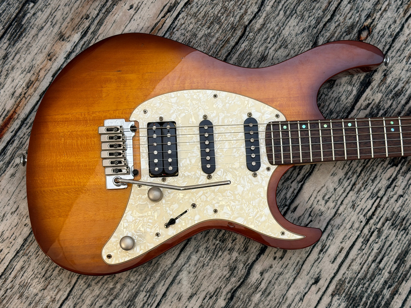 Cort G-250 HSS electric guitar