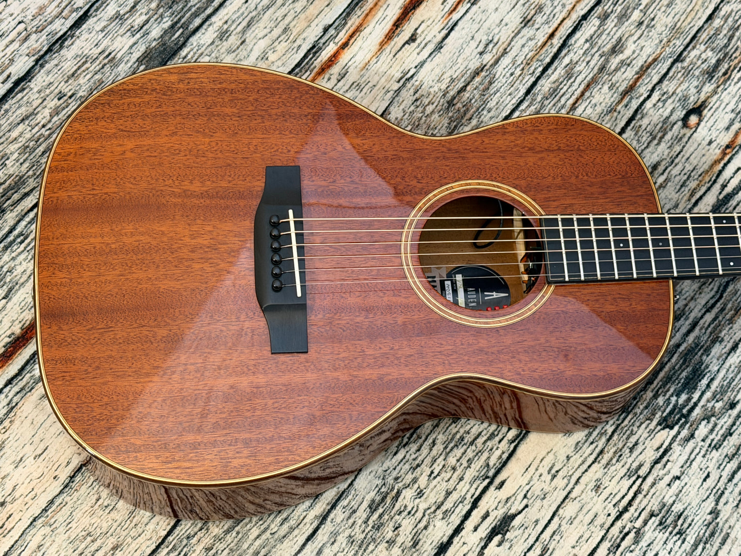 Auden Marlow - All solid mahogany Parlour with supernatural pre amp