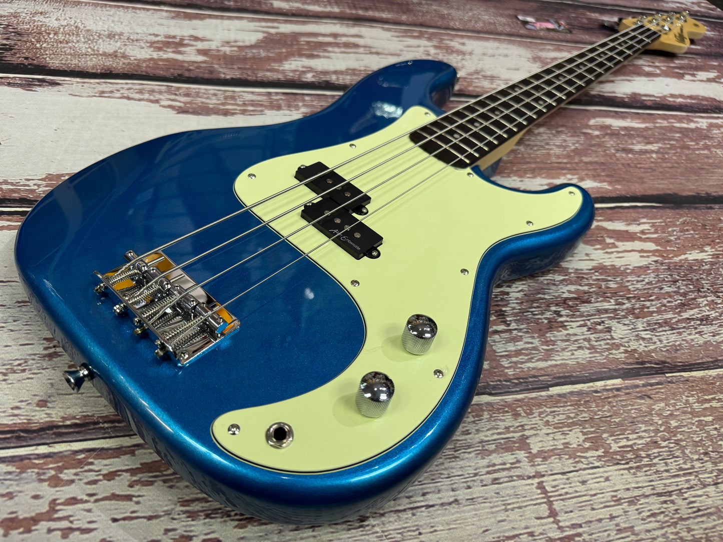 Vintage Coaster V40 bass - Candy Apple Blue