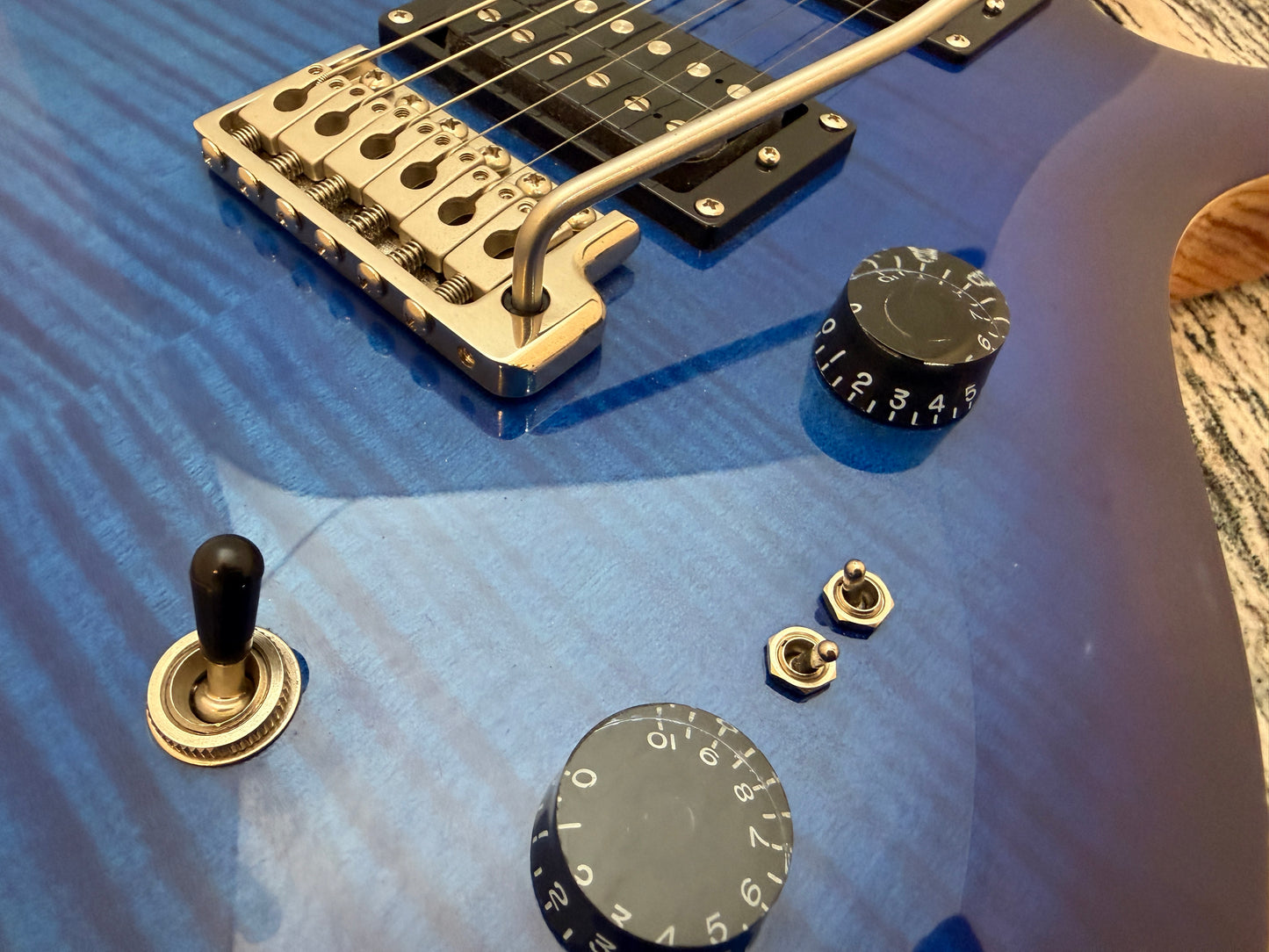PRS SE Custom 24 - 35th limited edition & bag