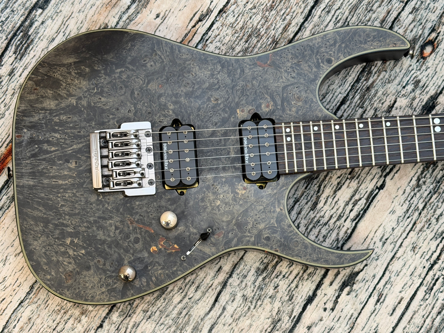 Ibanez Premium RG921W-BB with case