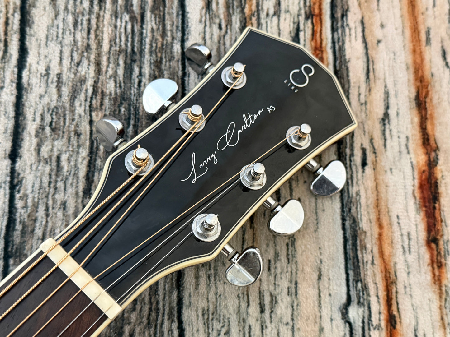 Sire Larry Carlton A3