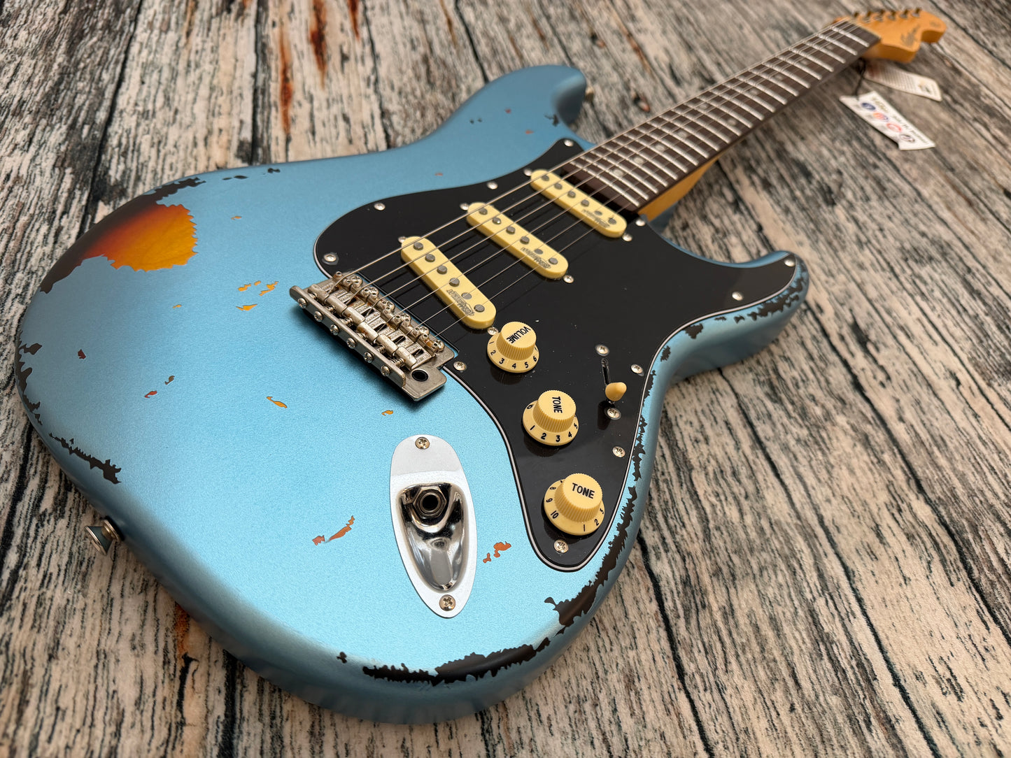 Vintage Icon V6 - Gun Hill Blue over sunburst.