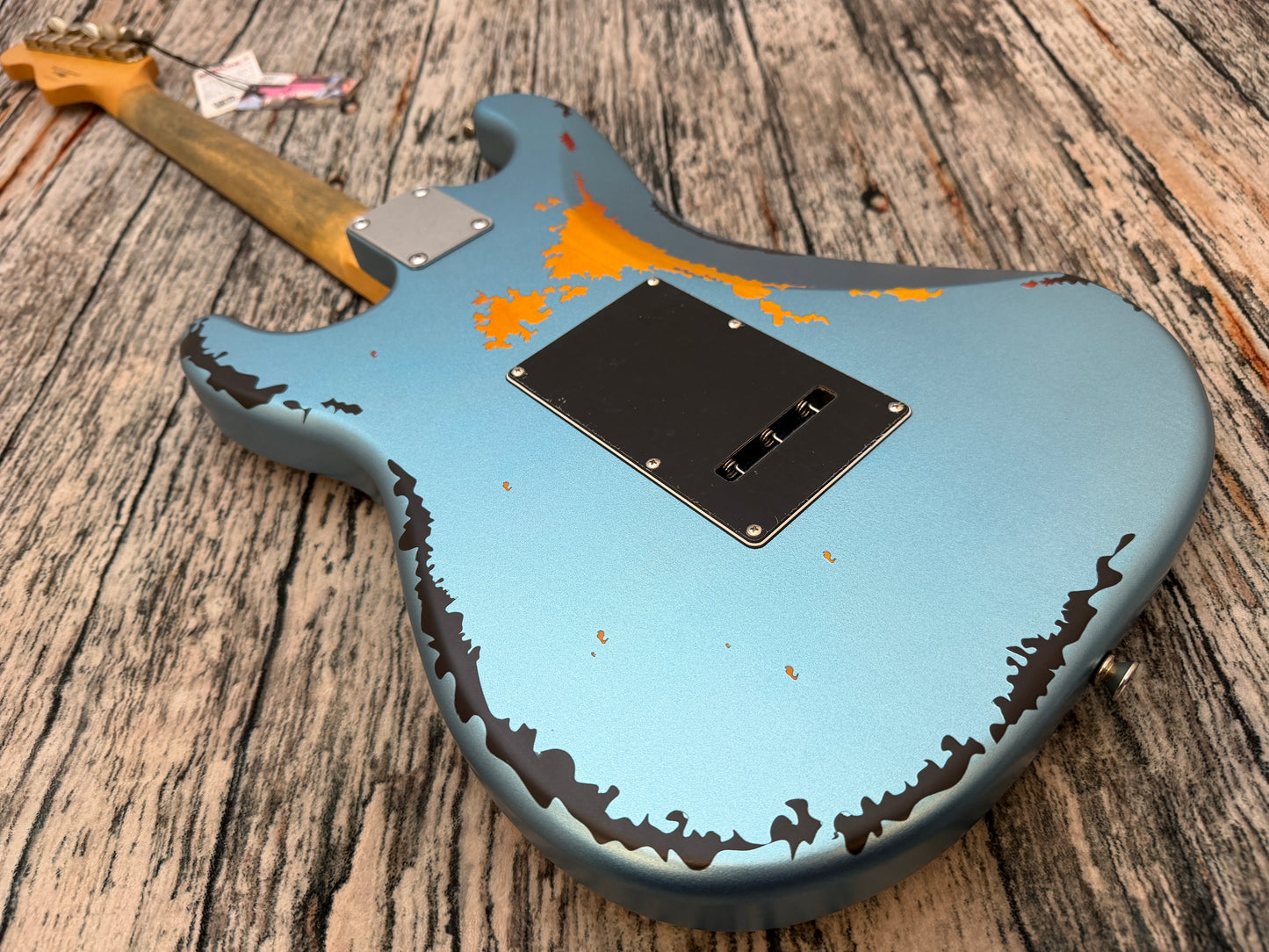 Vintage Icon V6 - Gun Hill Blue over sunburst.