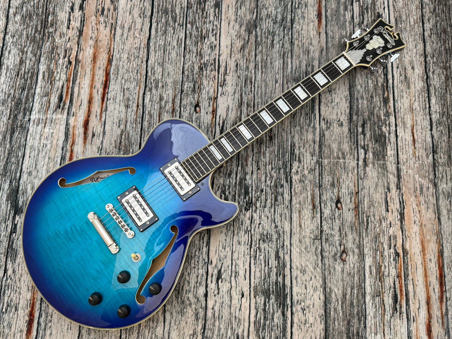 D'angelico Excel "SS" Semi hollow with hard case