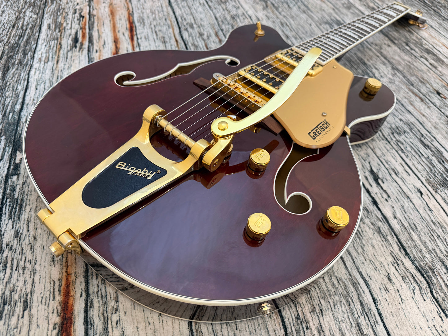 Gretsch G5422TG Electromatic - Walnut stain