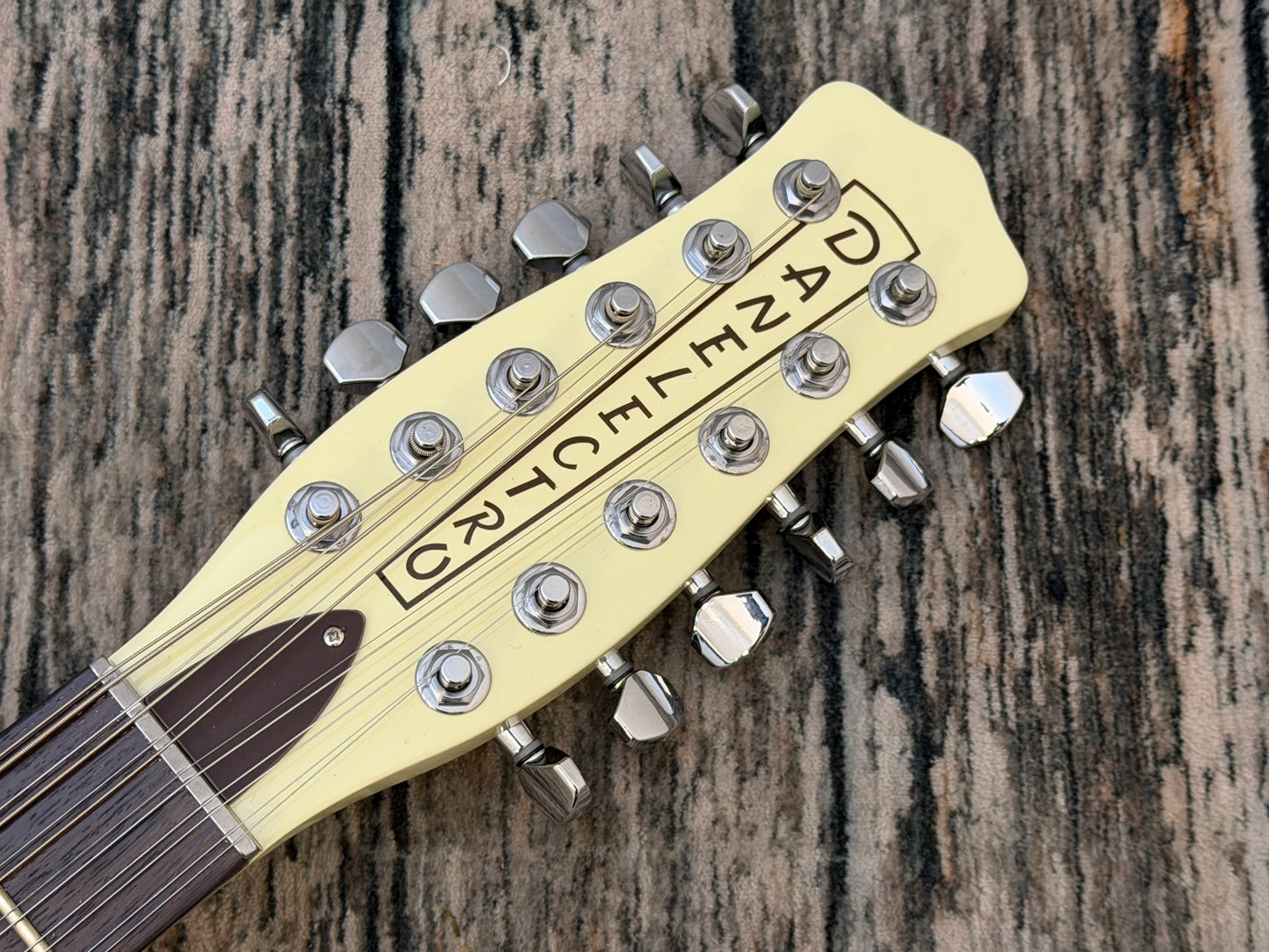 Danelectro Vintage 12 String Guitar ~ Vintage White