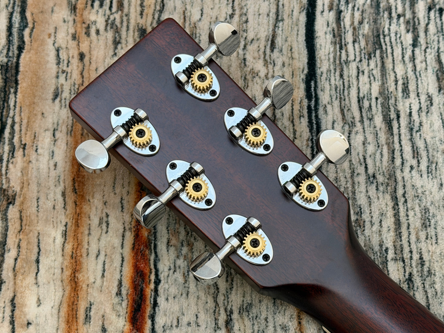 Auden Colton Spruce/Rosewood all solid electro dreadnought & Deluxe hard case.