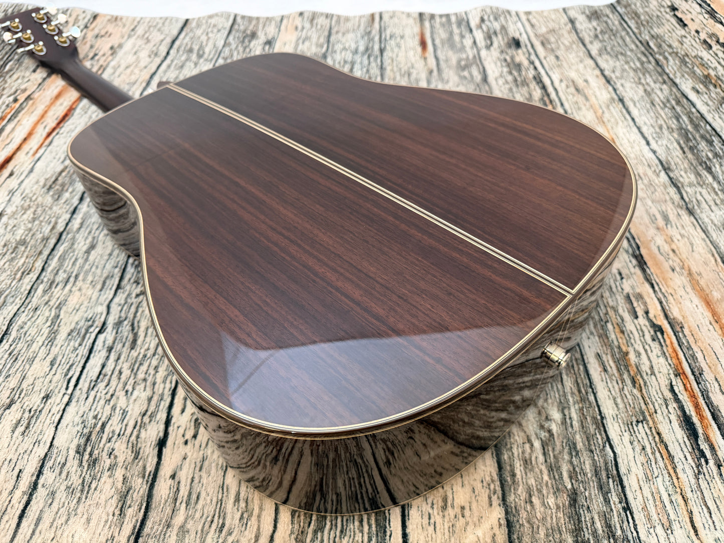Auden Colton Spruce/Rosewood all solid electro dreadnought & Deluxe hard case.