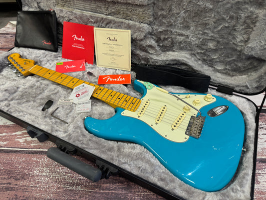 Fender American Professional II Stratocaster - Miami Blue - 2020