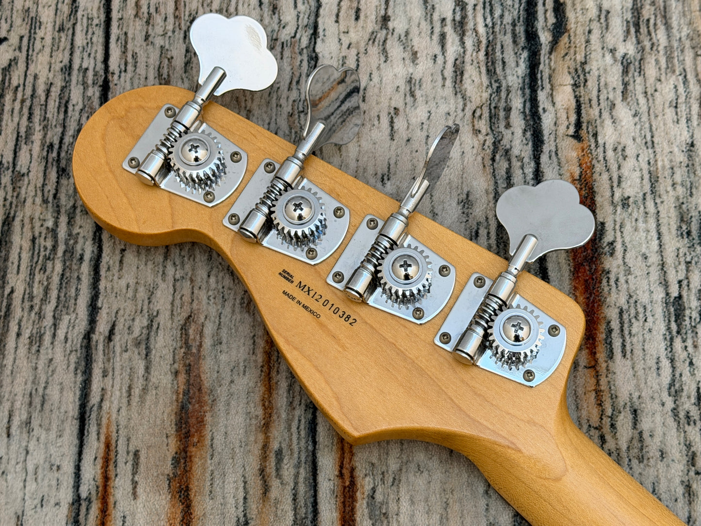 Fender Fretless lined Jazz Bass 2012 MIM Babicz upgrade.