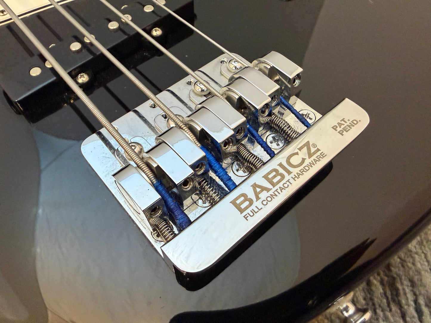 Fender Fretless lined Jazz Bass 2012 MIM Babicz upgrade.