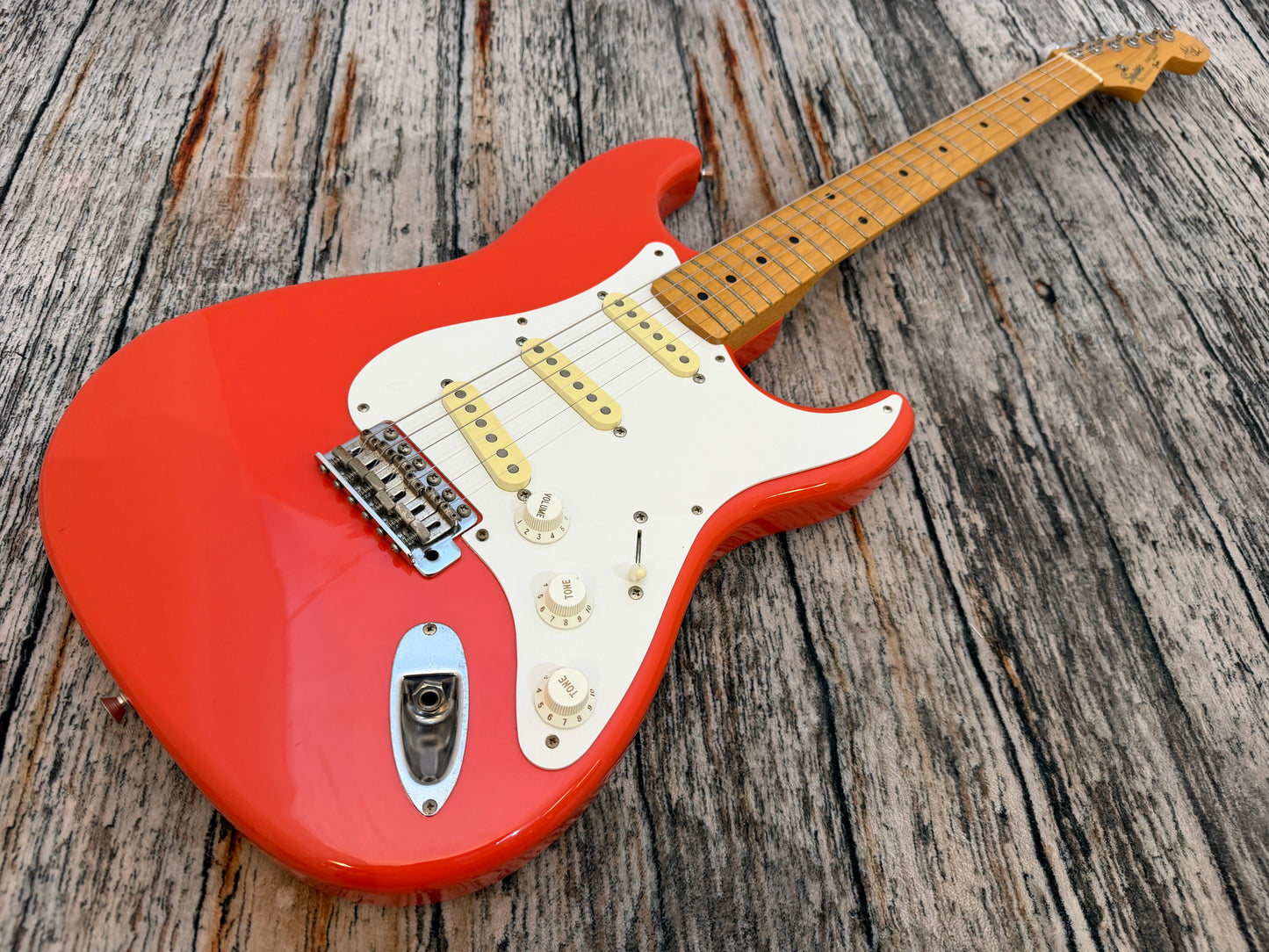Squier Japan - Hank Marvin Stratocaster 1991/2 "K" serial