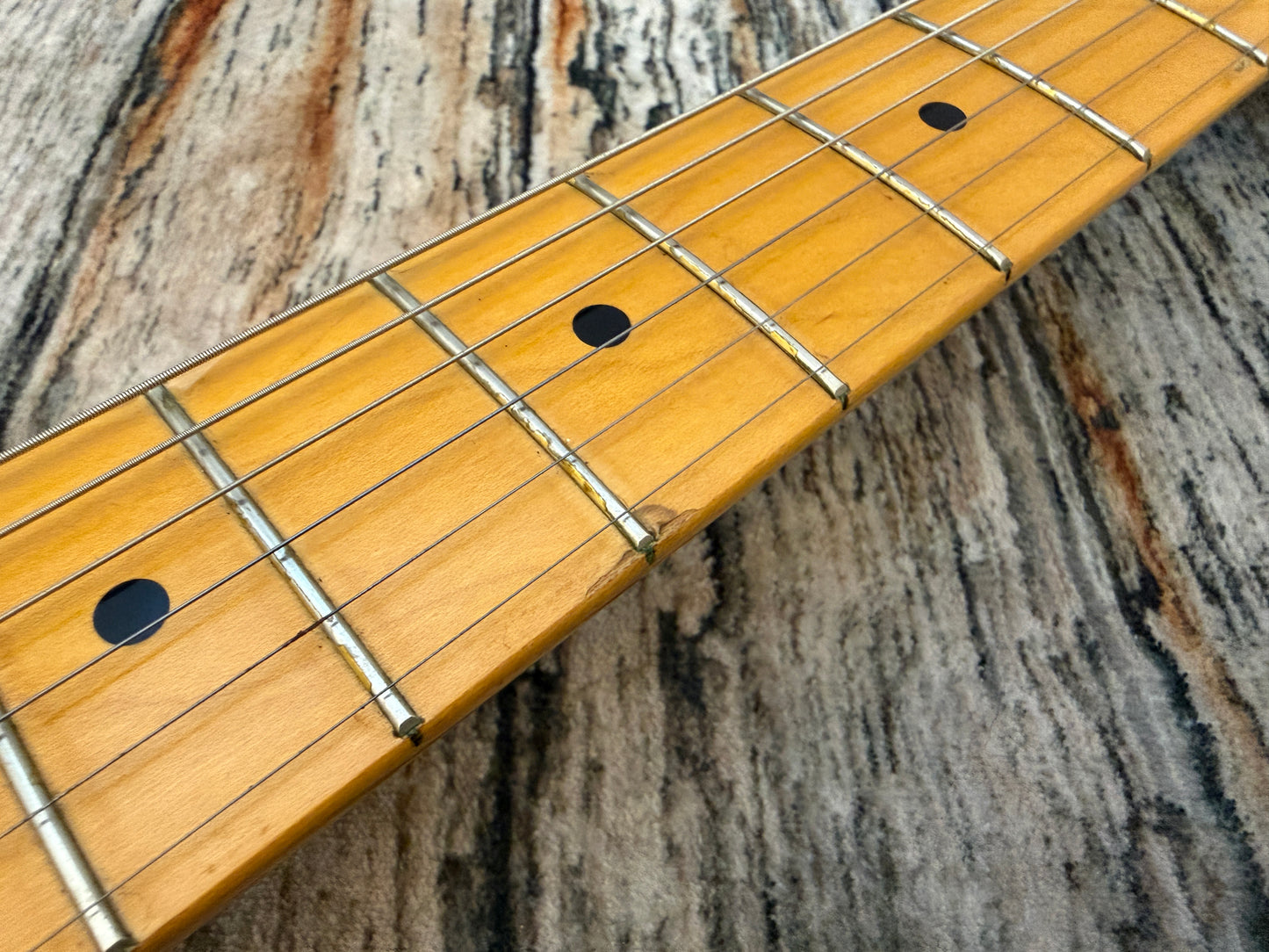 Squier Japanese Hank Marvin Stratocaster 1991/2 "L" Serial