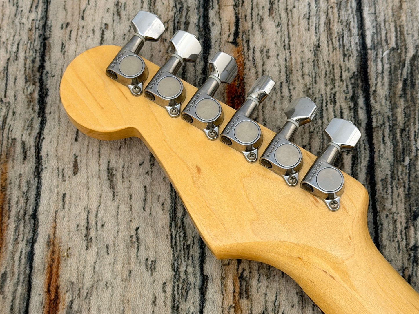 Squier Japan "E" serial Stratocaster FujiGen 1984-7