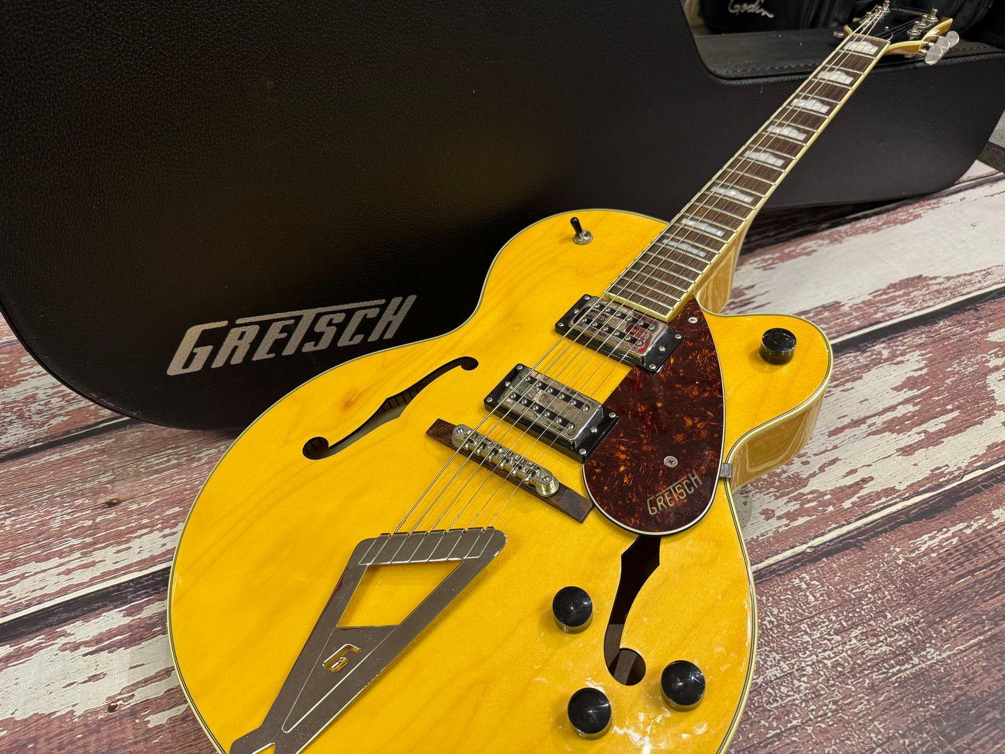 Gretsch G2420 & Gretsch hard case