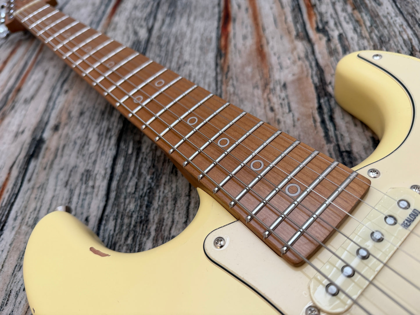 Henry's Destiny II Relic ST-2N Vital - Yellow Relic