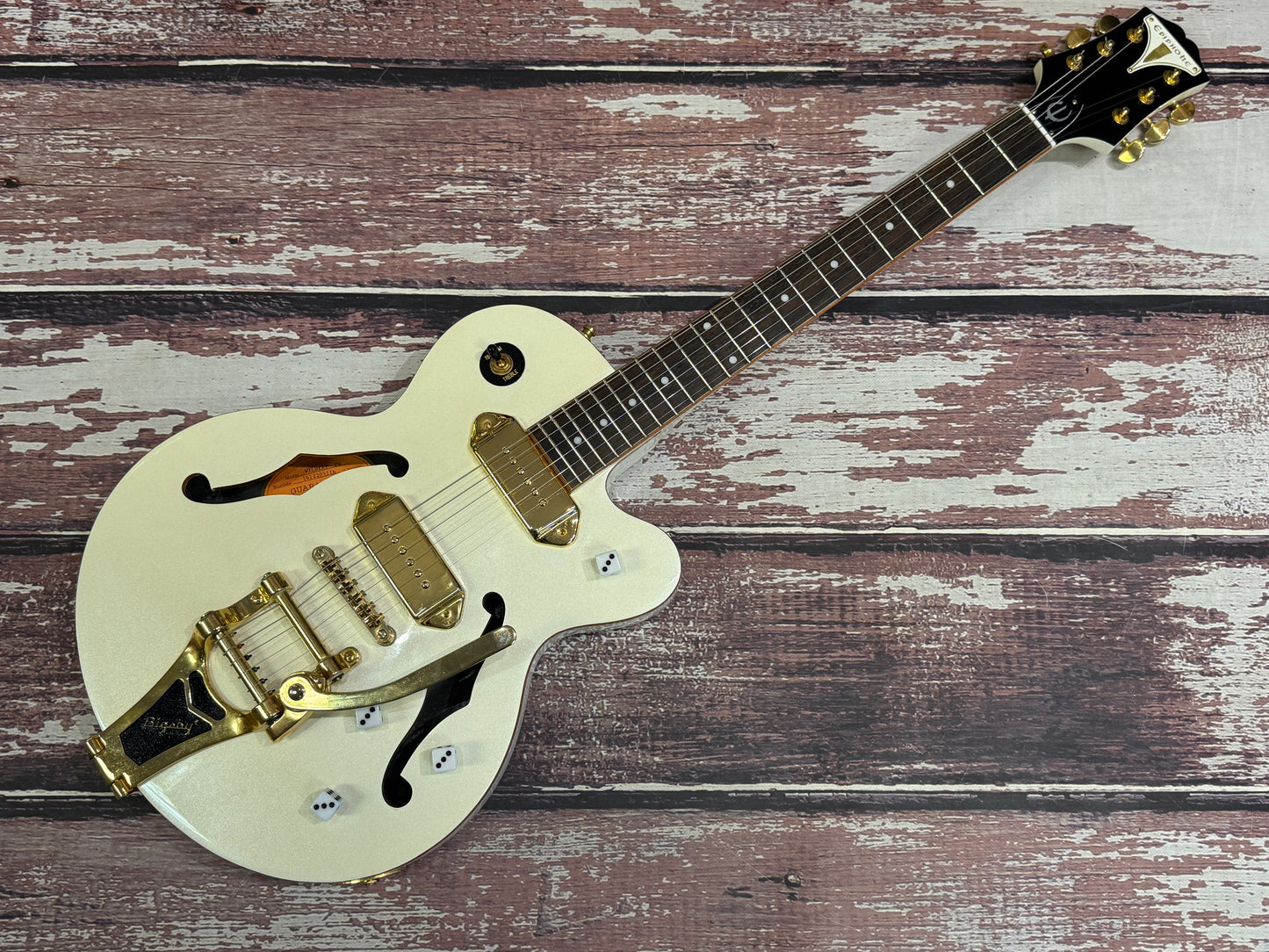 Epiphone Wildkat Royale - Pearl white.