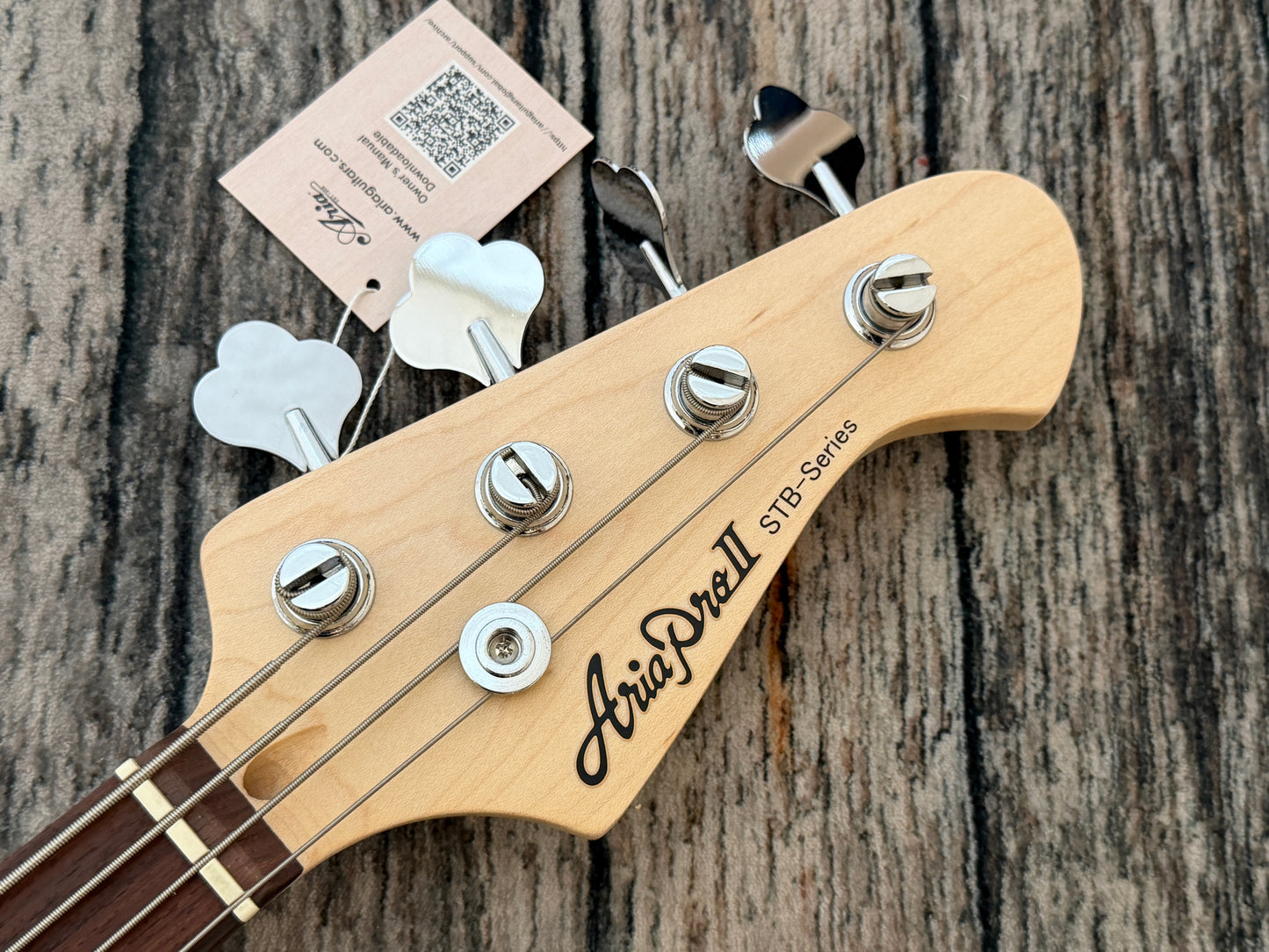 Aria STB JZ Black on Black, rosewood neck