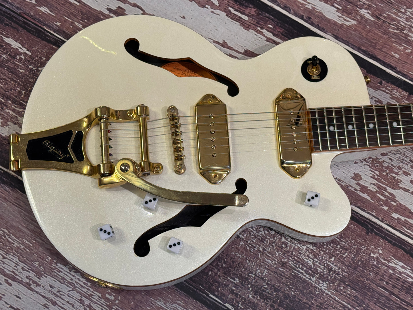 Epiphone Wildkat Royale - Pearl white.