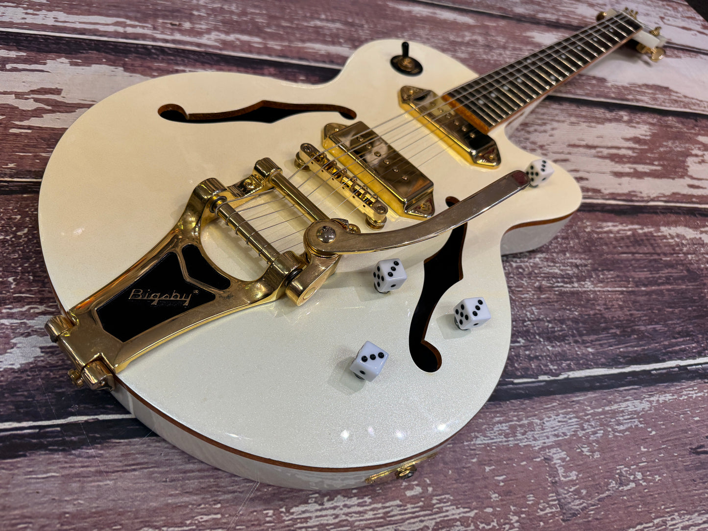 Epiphone Wildkat Royale - Pearl white.