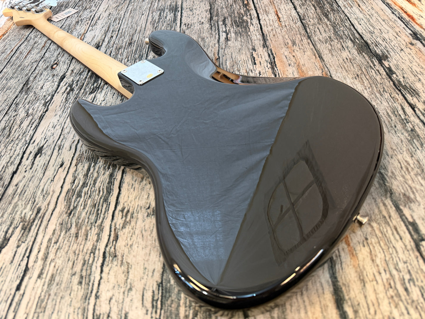 Aria STB JZ Black on Black, rosewood neck