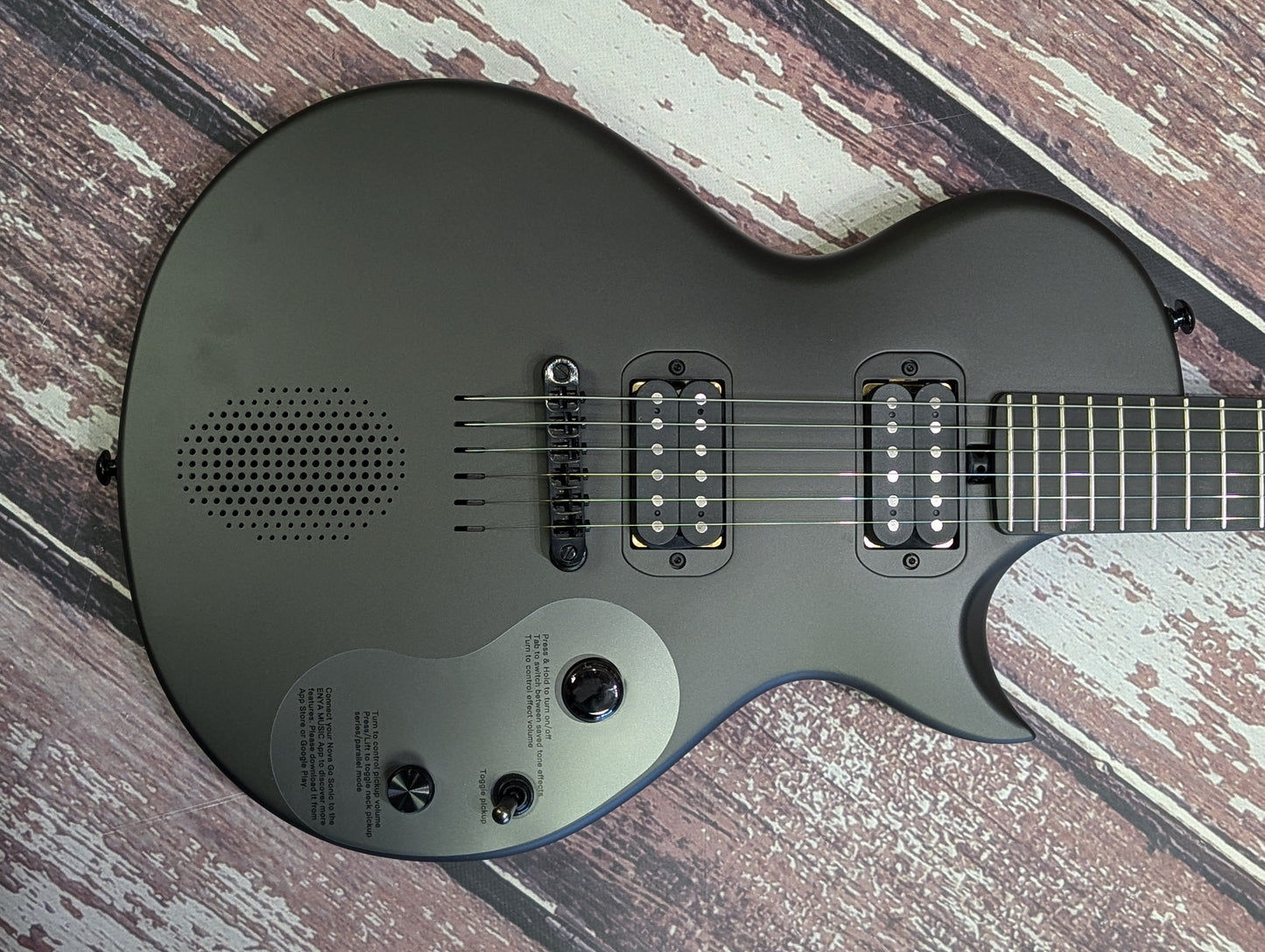 Enya Nova Go Sonic - Smart guitar with FX and built in speaker.