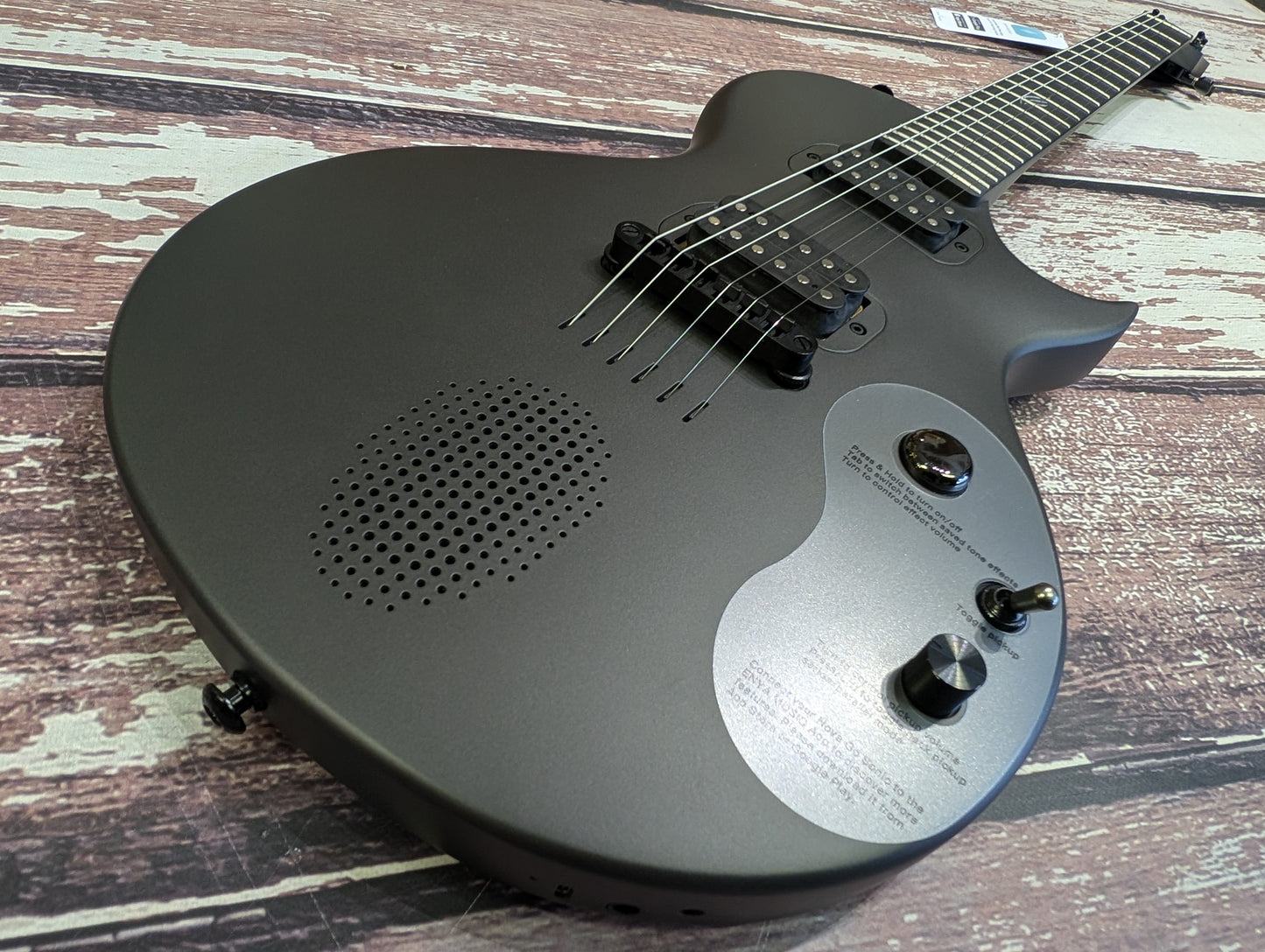 Enya Nova Go Sonic - Smart guitar with FX and built in speaker.