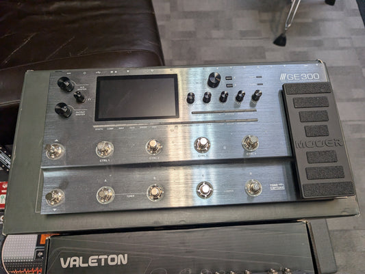 USED Mooer GE300