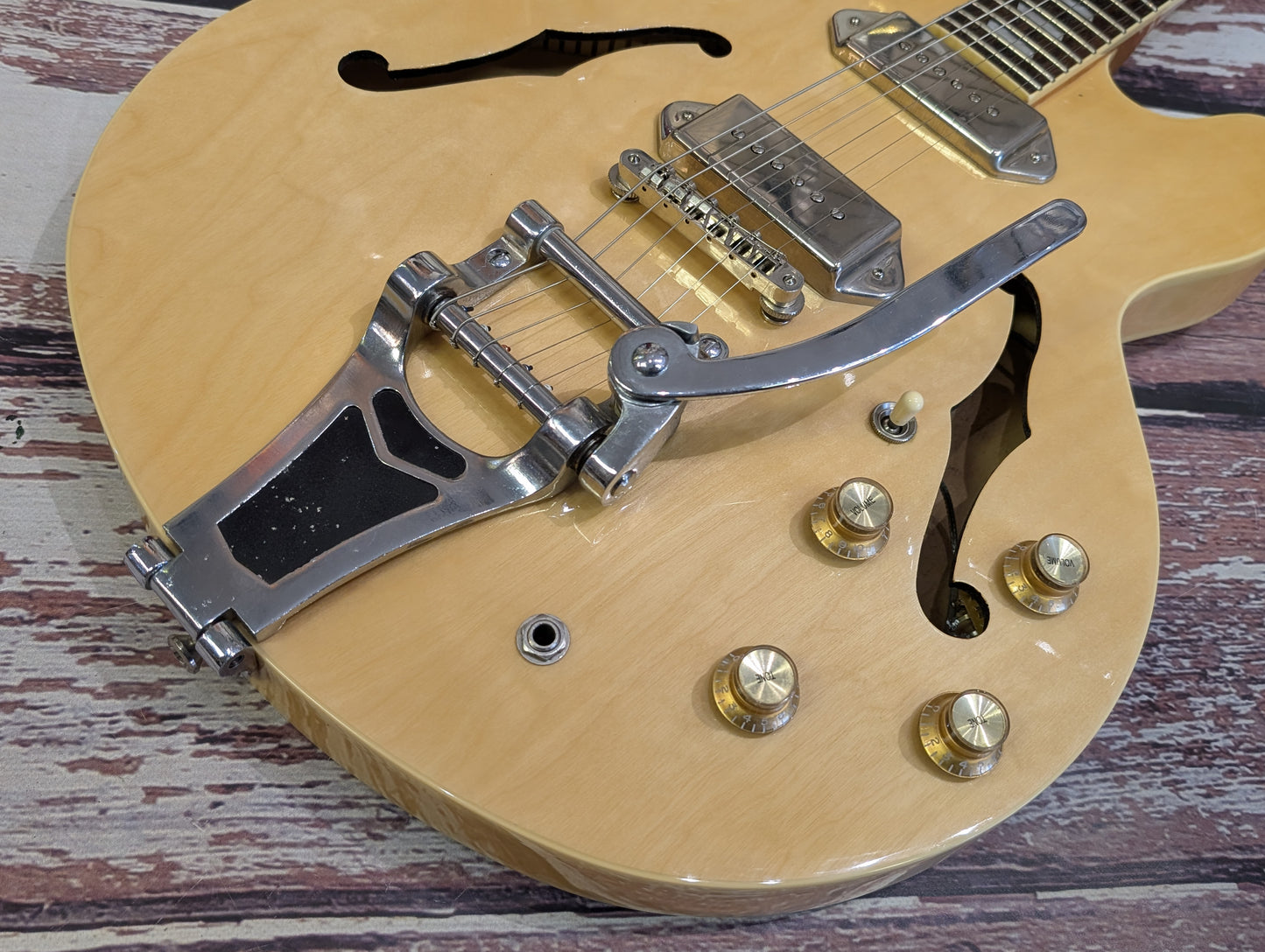 Epiphone Casino w/ Bigsby Style Trem