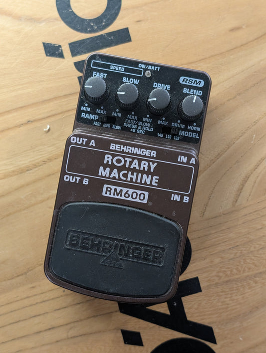 USED Behringer RM600 Rotary Machine