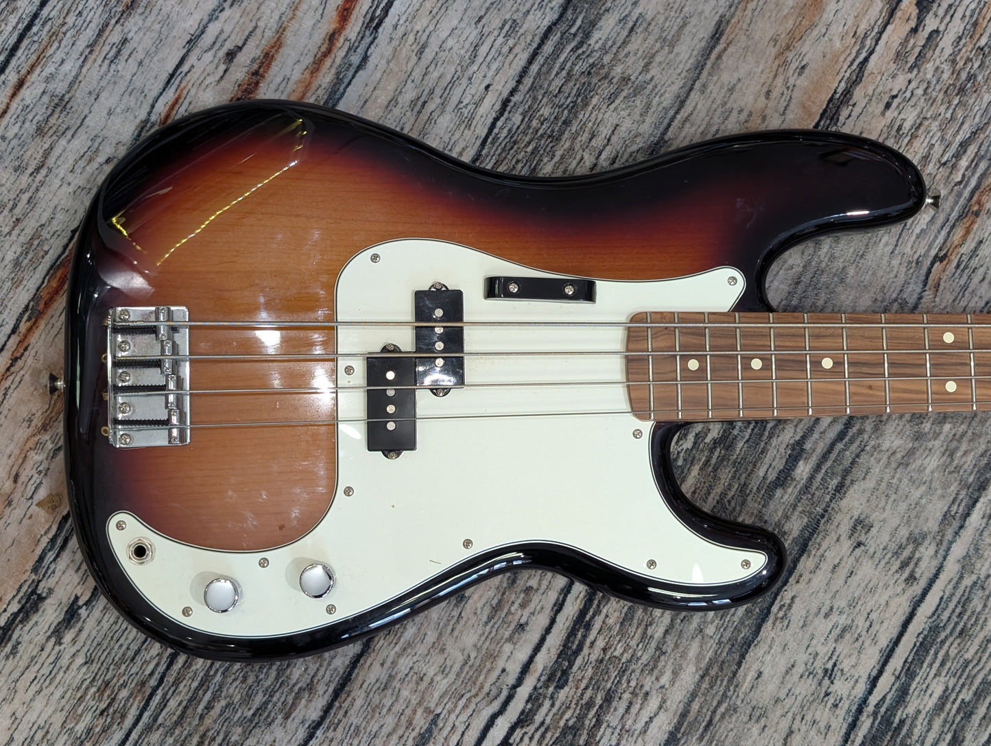 Fender Standard Precision Bass - 2021 Mexico