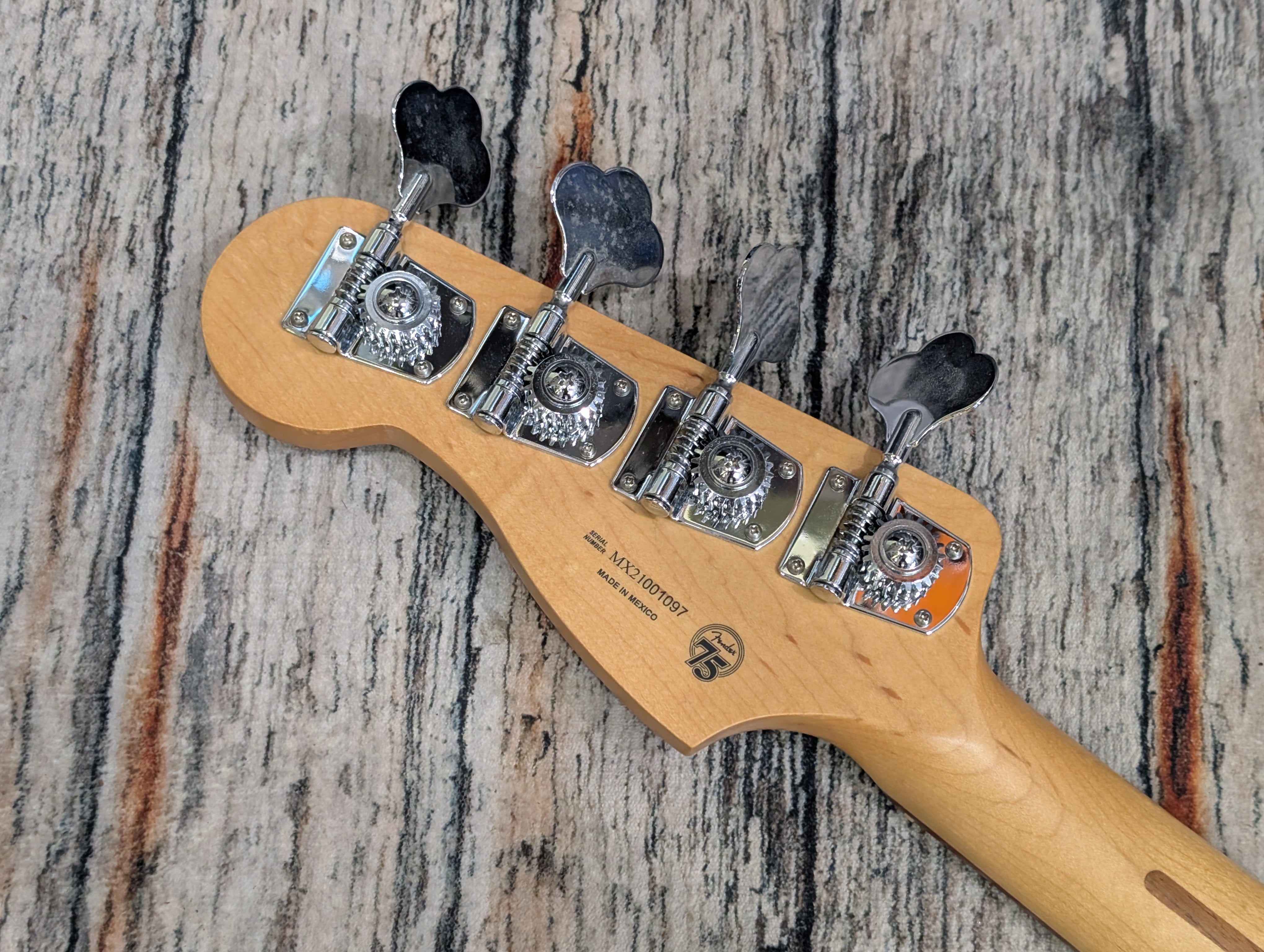 Fender Standard Precision Bass - 2021 Mexico – Badlands Guitars