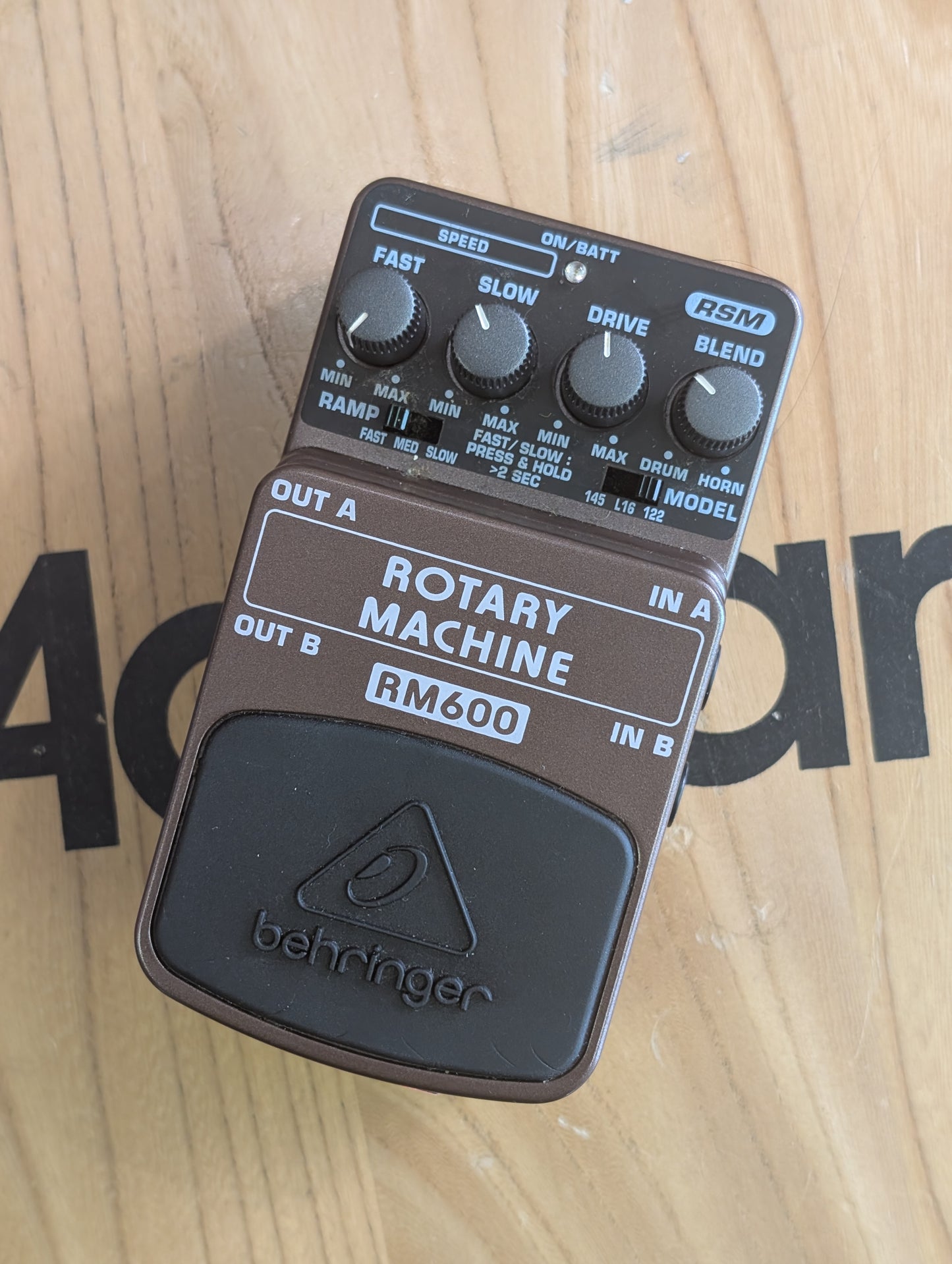 Behringer RM600 Rotary Machine (Pre-owned)