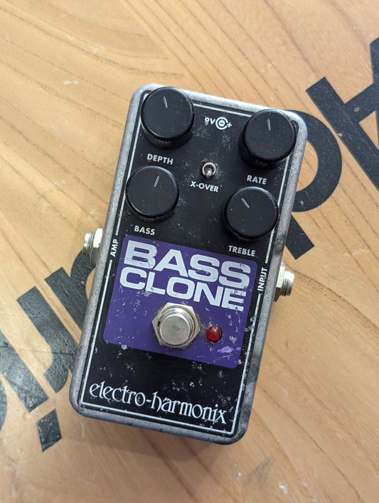 Electro Harmonix Bass Clone (Pre-owned)