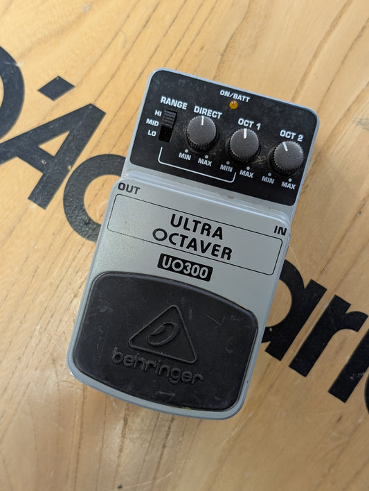 Behringer Ultra Octaver UO300 (Pre-owned)
