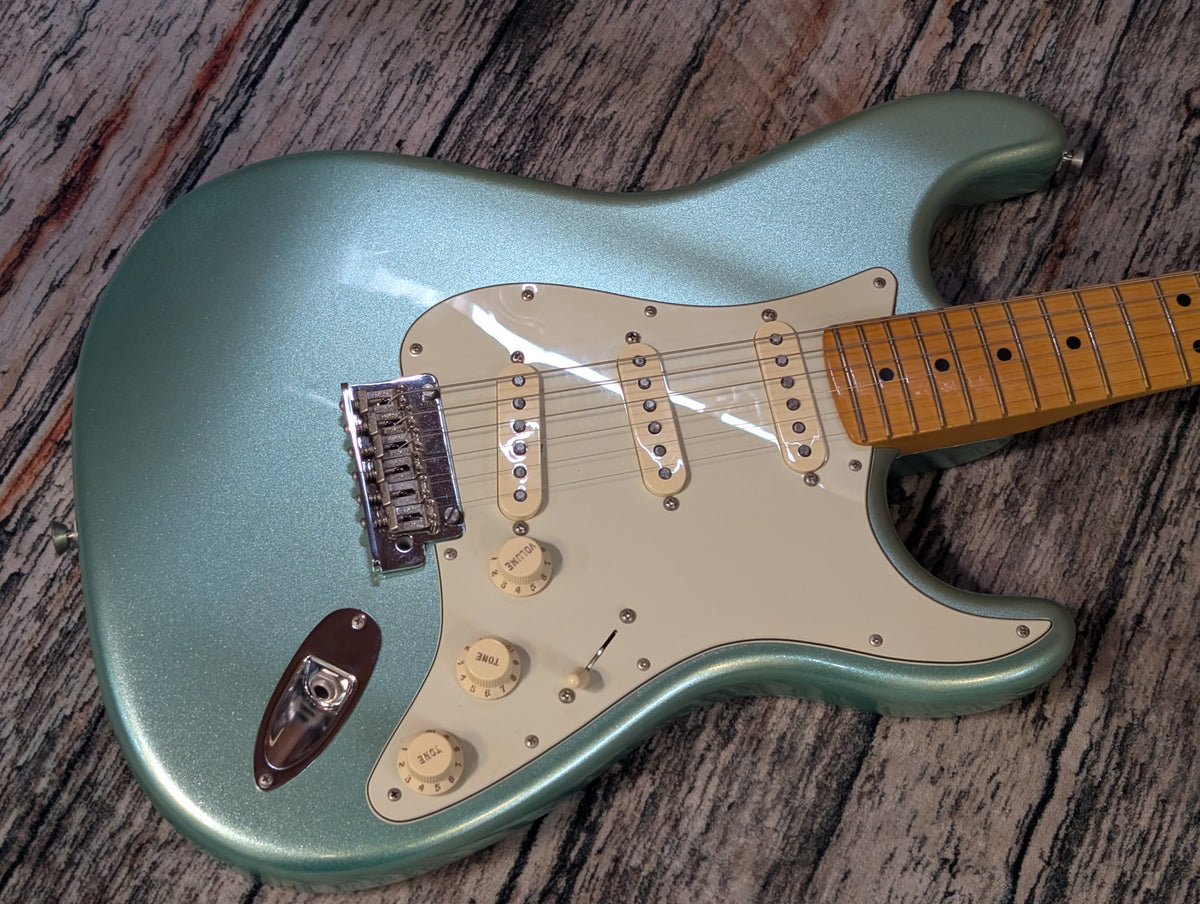 Fender American Professional II Stratocaster 2020 - Mystic Surf Green