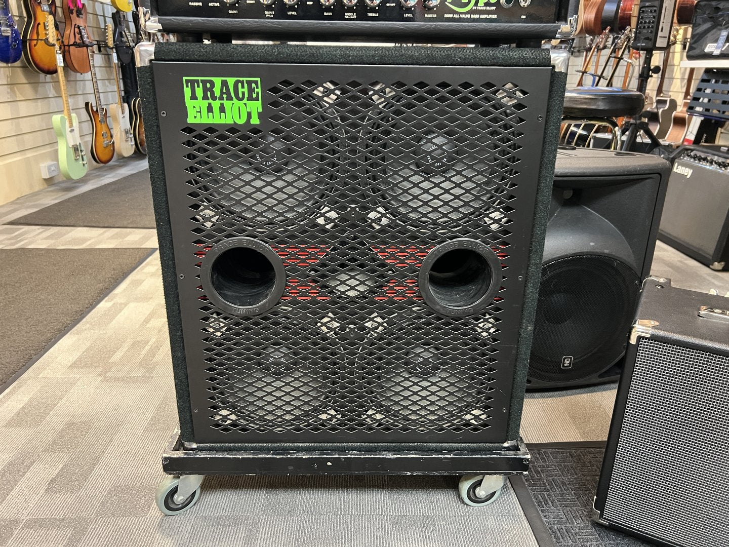 Trace Elliot 4 x 10 + tweeter **COLLECTION ONLY**